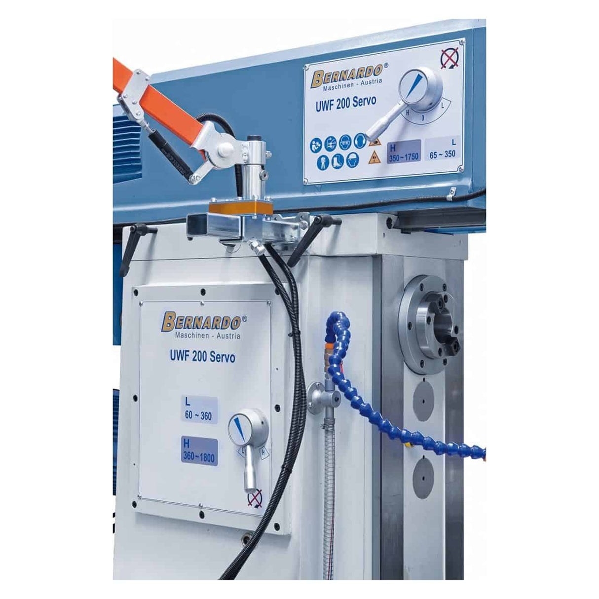 Bernardo UWF 200 Servo – Fresatrice Universale con torretta servoassistita