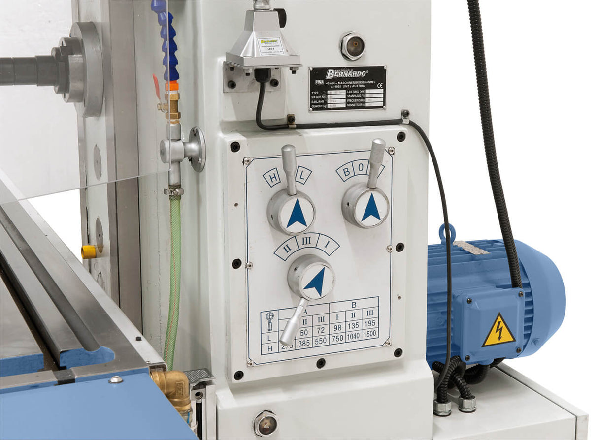 Bernardo Fresatrice universale UWF 130 Servo con DRO a 3 assi