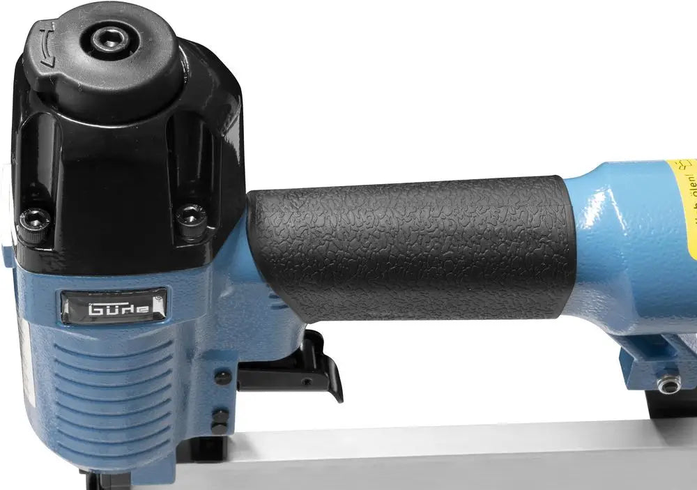 Spijkermachine pneumatisch Güde