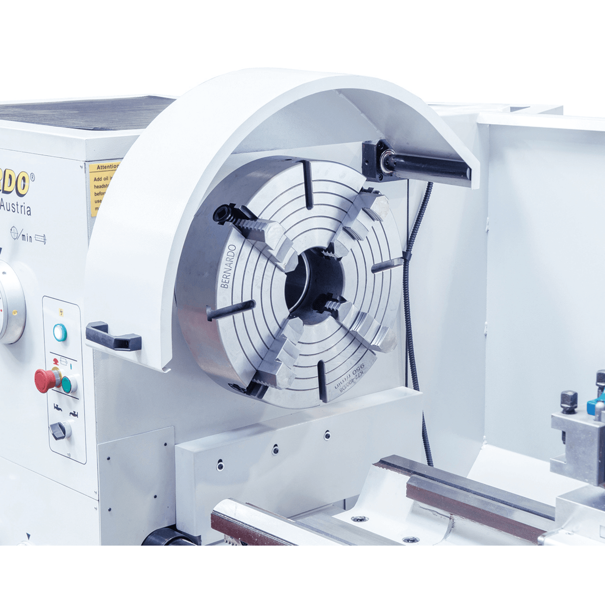 Bernardo Goliath 660 x 1500 – Tornio industriale pesante con DRO 3 assi