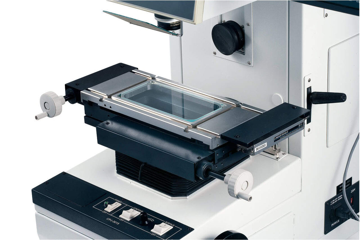 Proiettore di misure e profili