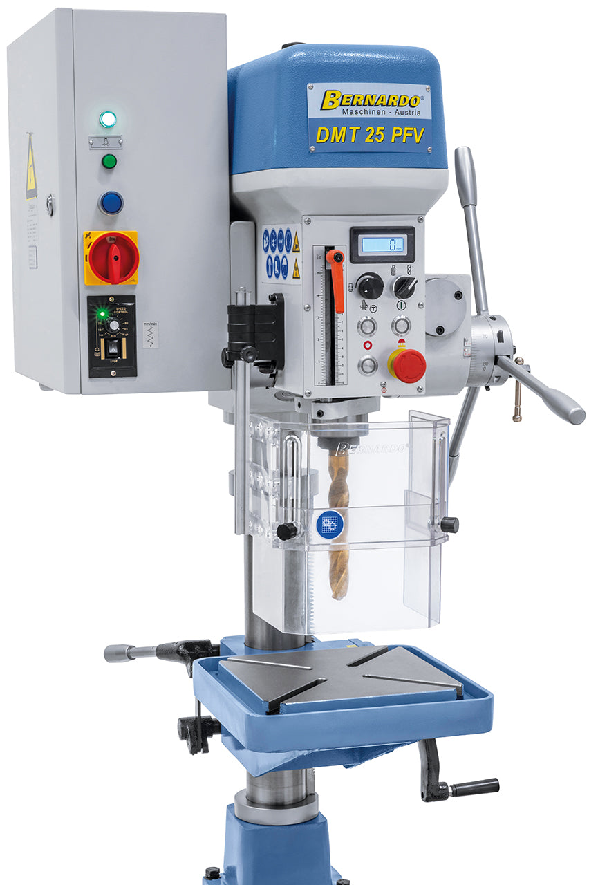 Tafelboormachine Bernardo DMT 25 PFV – draadsnijden M20 en automatische booraanvoer