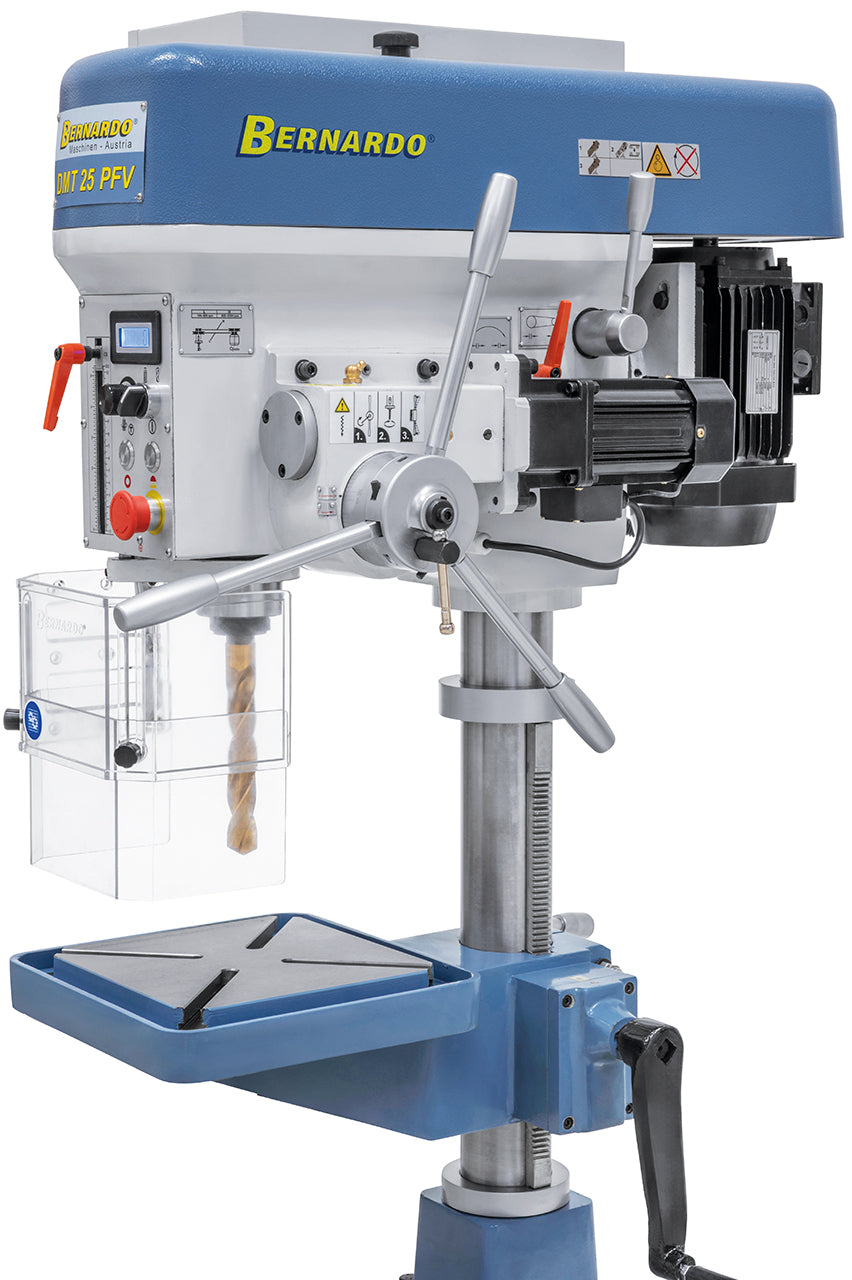 Tafelboormachine Bernardo DMT 25 PFV – draadsnijden M20 en automatische booraanvoer