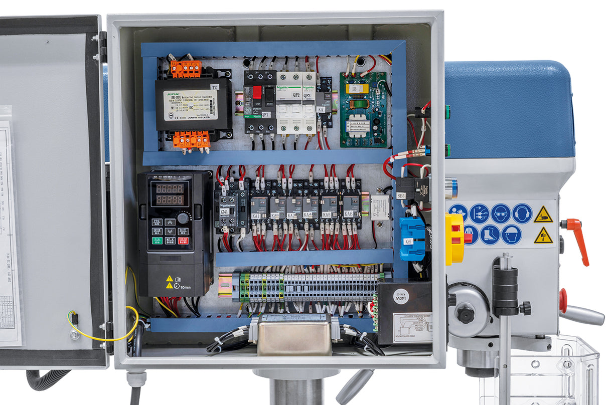 Tafelboormachine Bernardo DMT 25 PFV – draadsnijden M20 en automatische booraanvoer