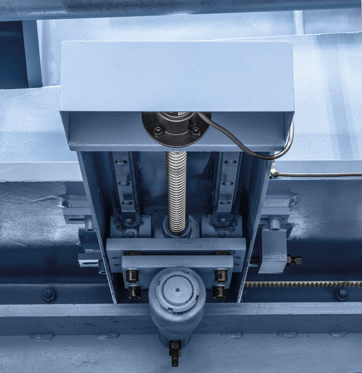 Hydraulische guillotineschaar Bernardo HKS 2000 x 10 – plaat 10 mm, snede 2000 mm