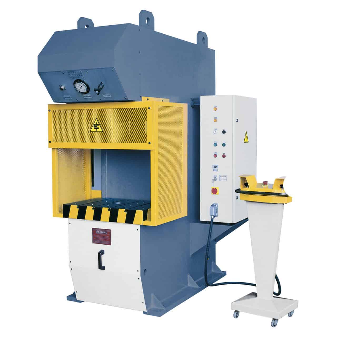 Pressa idraulica Bernardo HCP 60 a colonna singola, 60 tonnellate di forza e tavola da 500x700 mm, ideale per lavorazioni industriali.