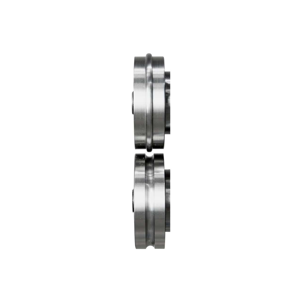 Rulli speciali Typ A1 con profilo da 1/4" installati su MSM 300 C per realizzare cordonature precise su lamiera.