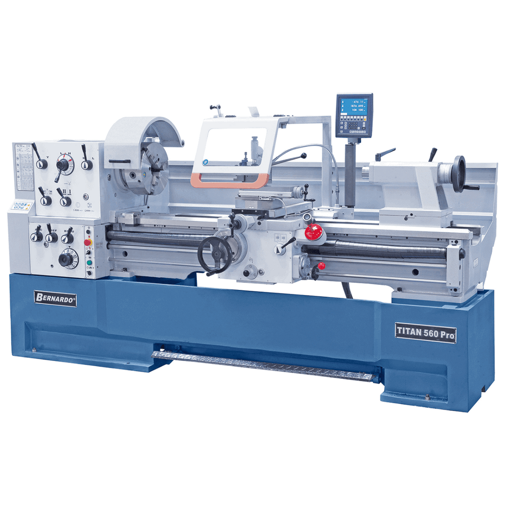 Tornio Bernardo TITAN 560 x 3000 Pro, mandrino Ø 315 mm, DRO 3 assi ES-12 V e motore 7,5 kW, ideale per lavorazioni industriali.